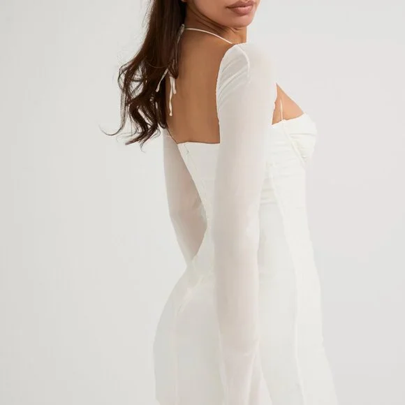NWT BABYDOLL IVORY CHIFFON HALTER MINI DRESS - M +Cup
